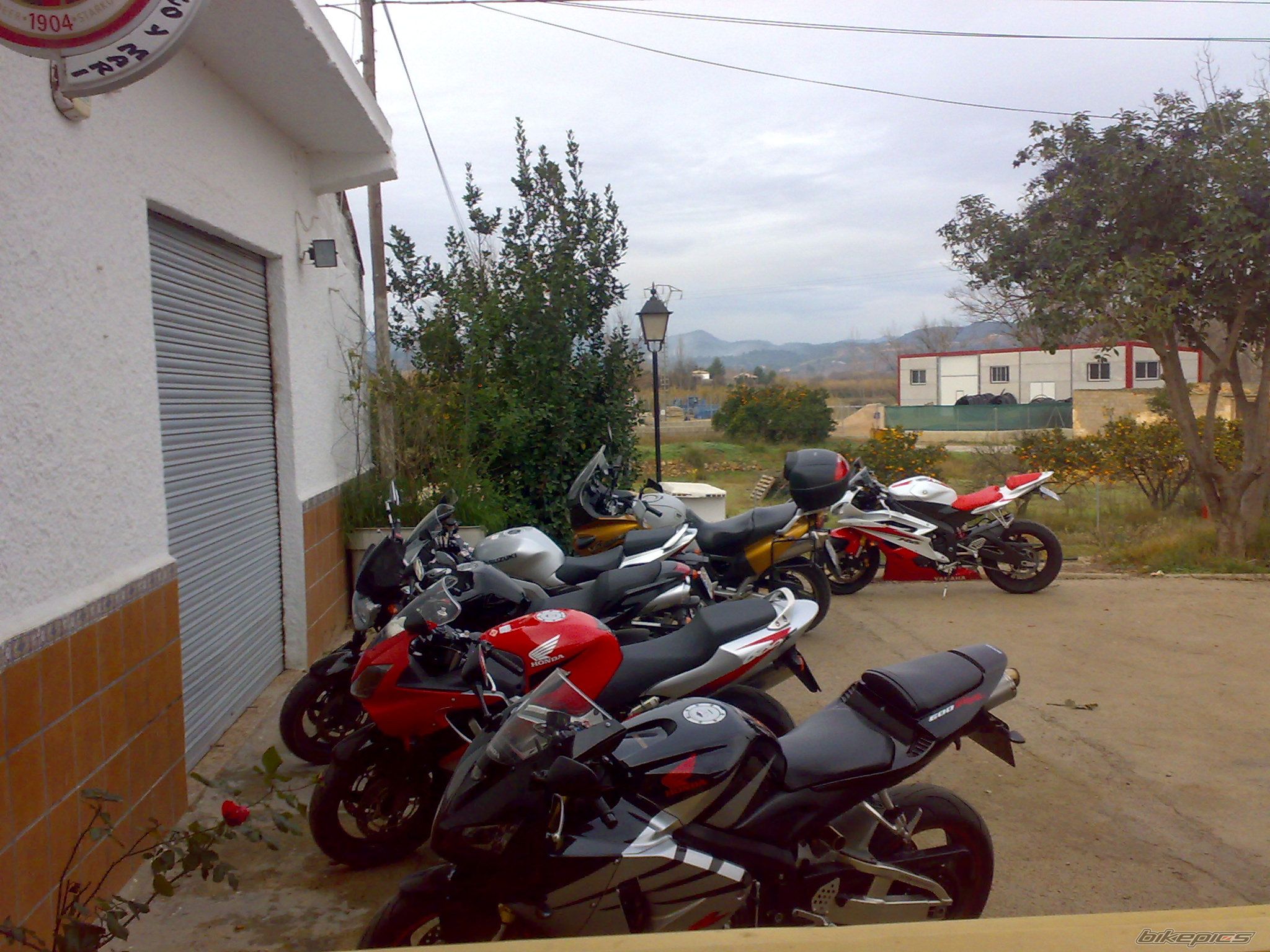 Photo 1528493