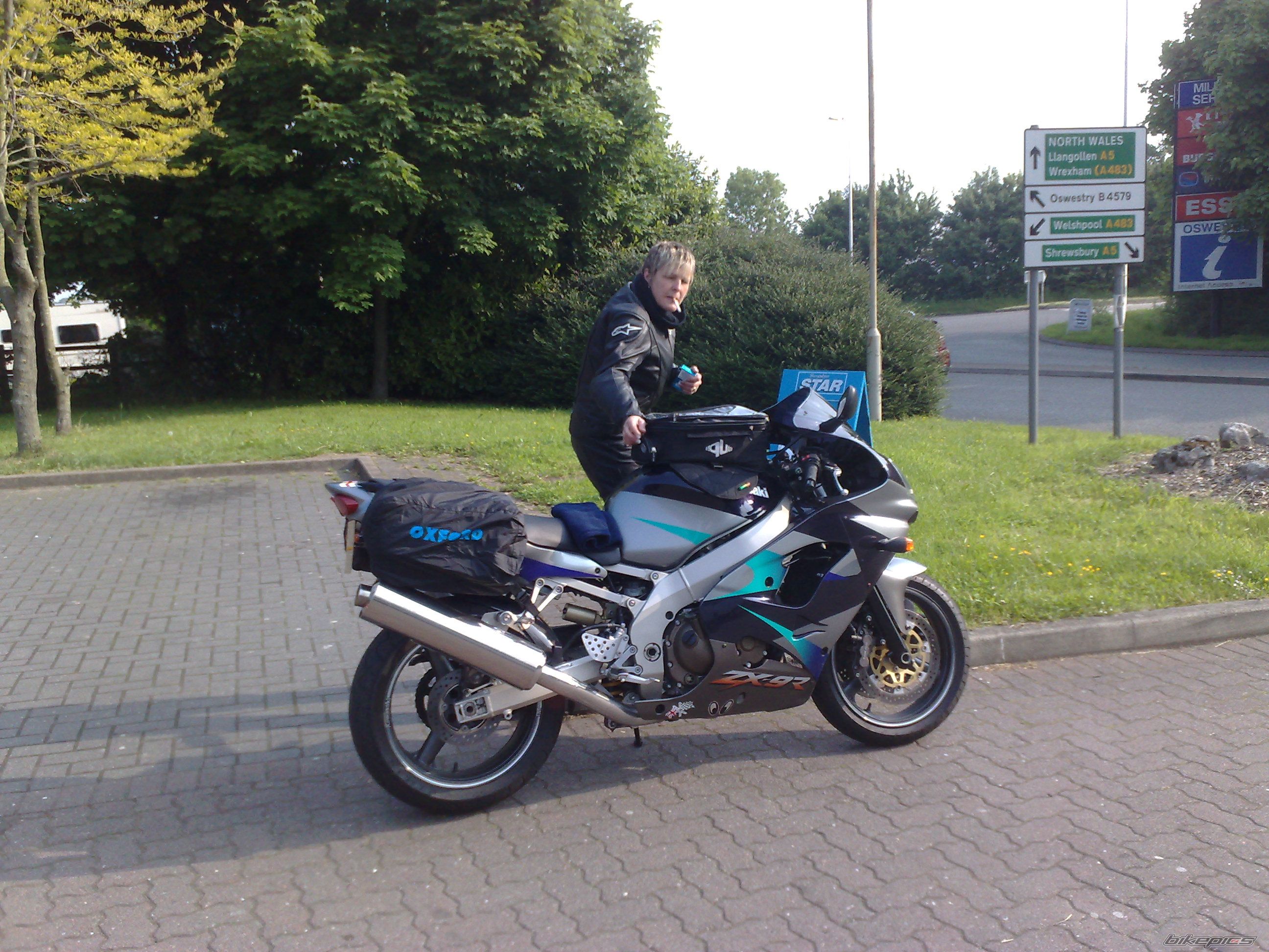 Photo 1528576