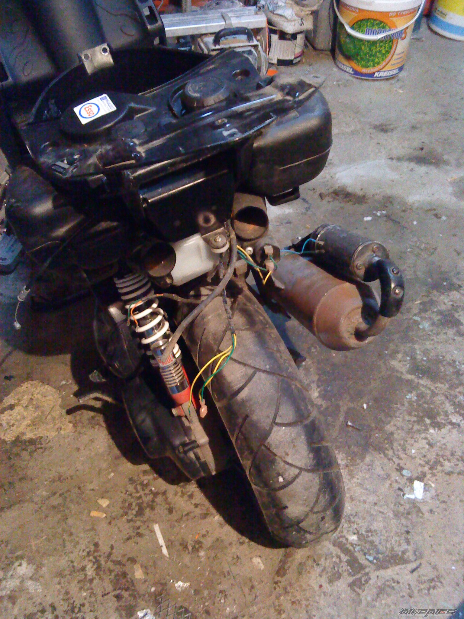 Photo 1528671