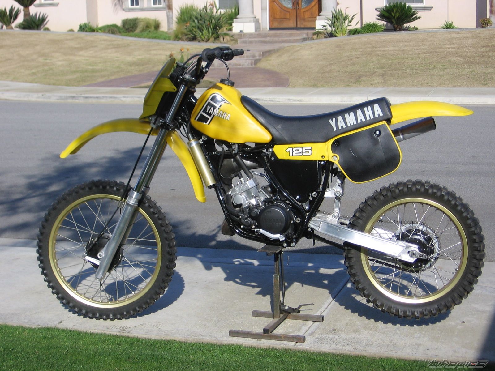 Bike Photo 1528702