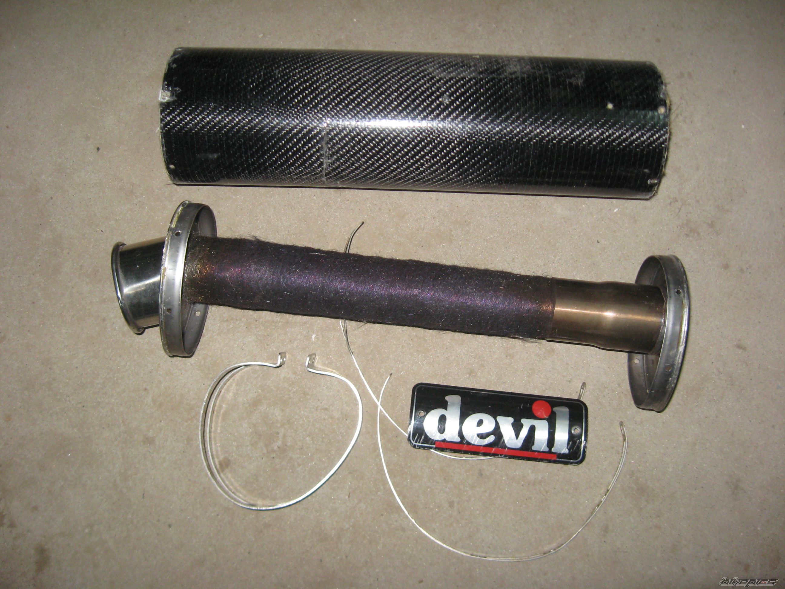 Photo 1528883