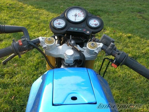 Photo 1528889