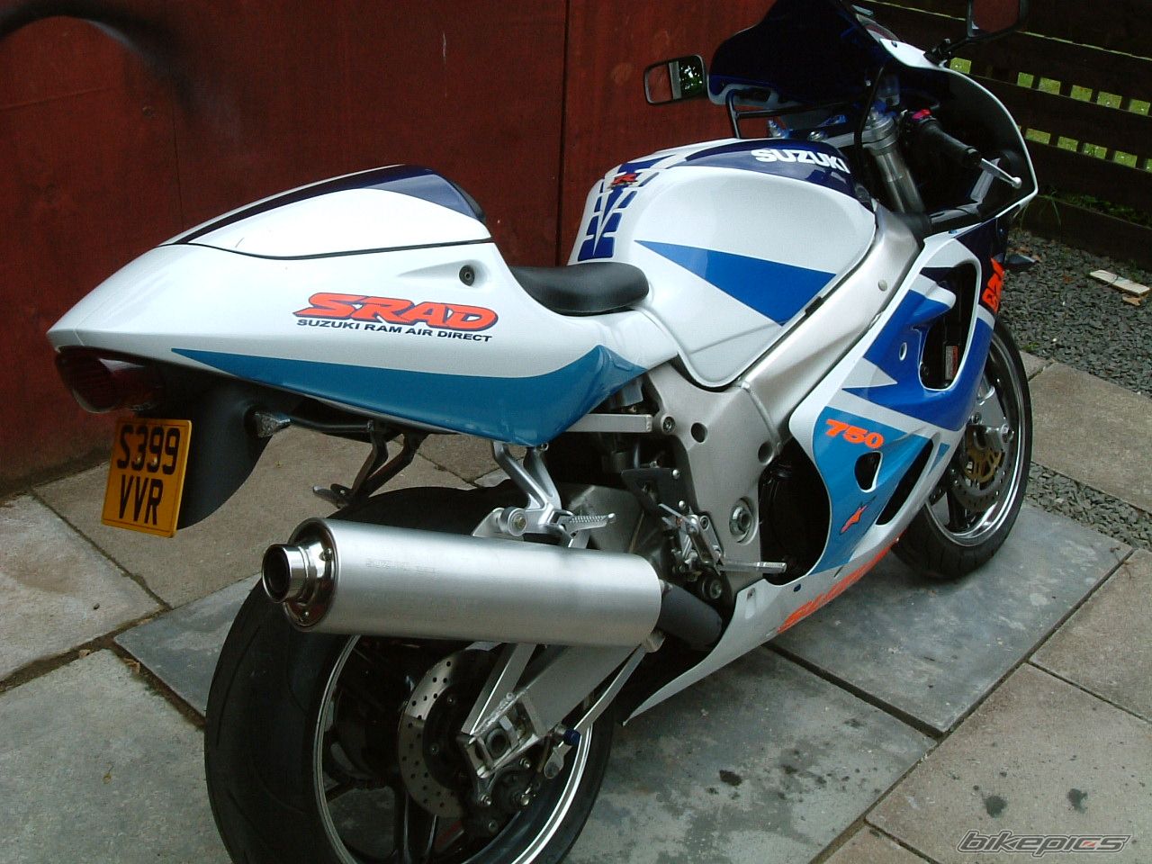 Photo 1529003