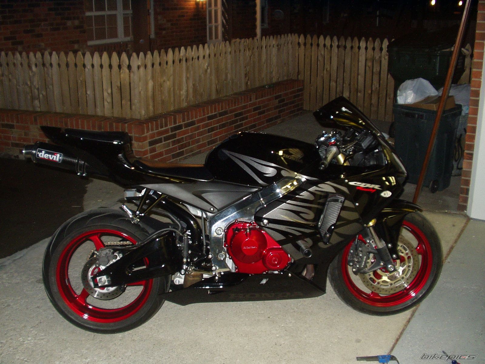 Photo 1529131