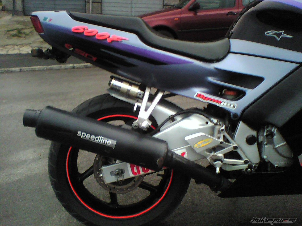 Photo 1529199