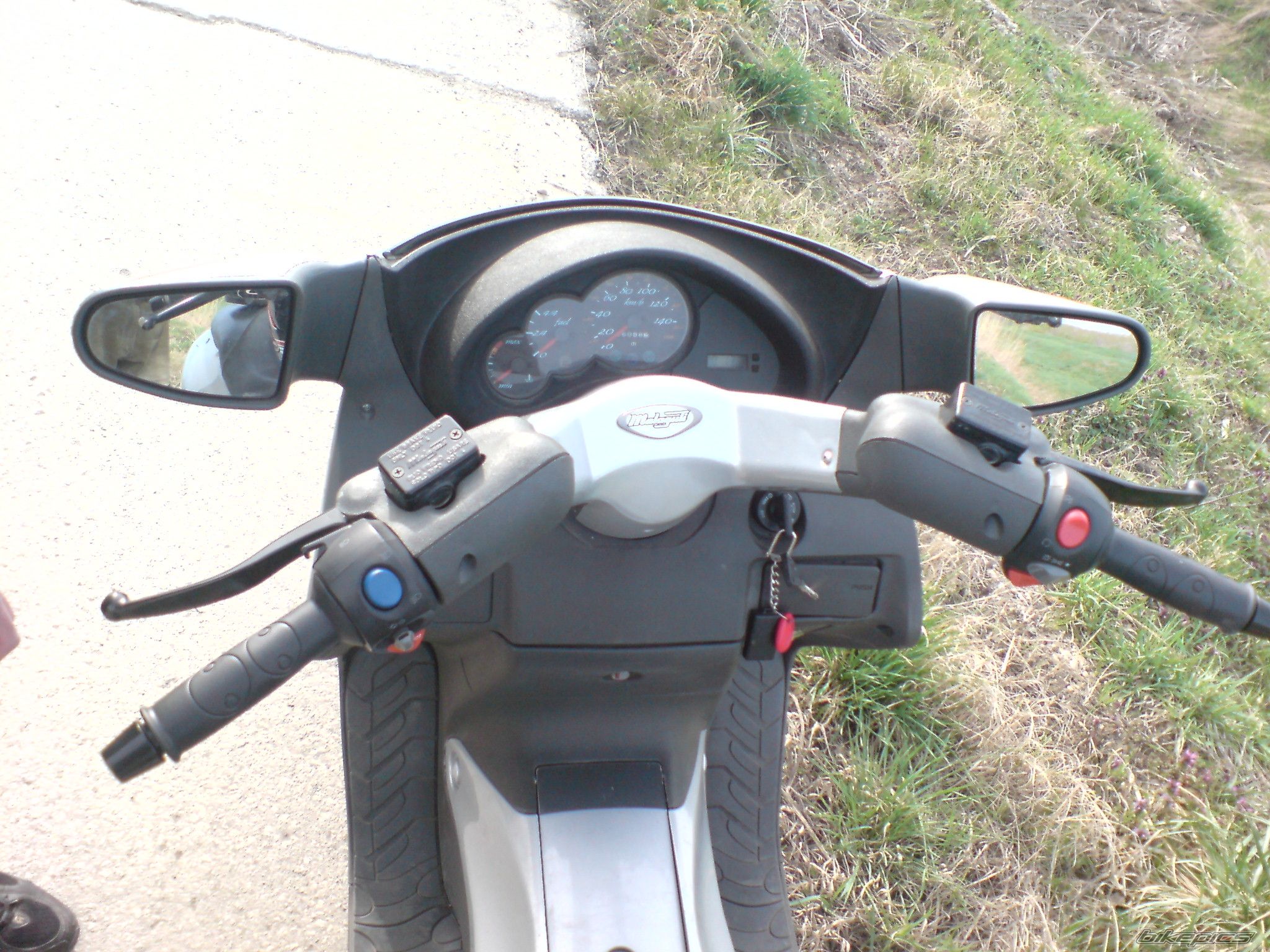 Photo 1529206