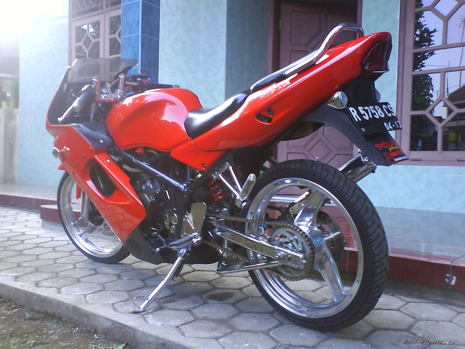 Photo 1529246