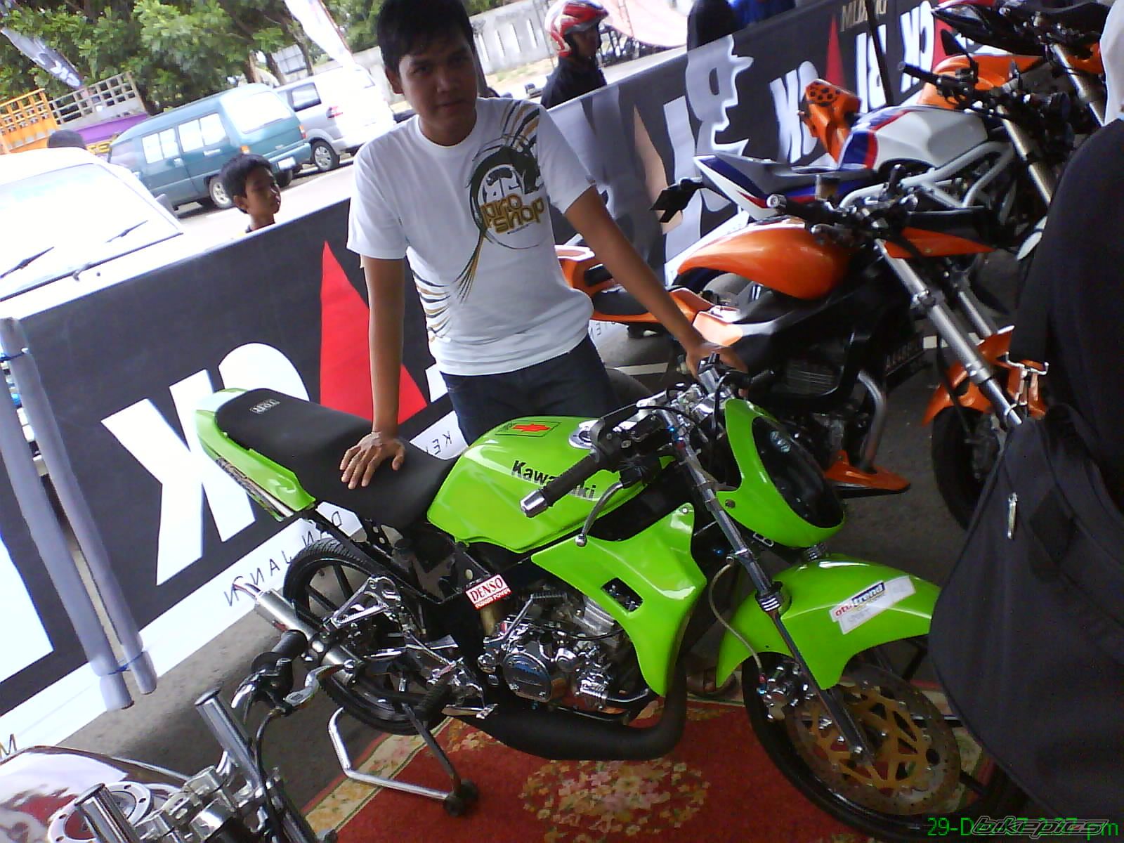 Photo 1529254