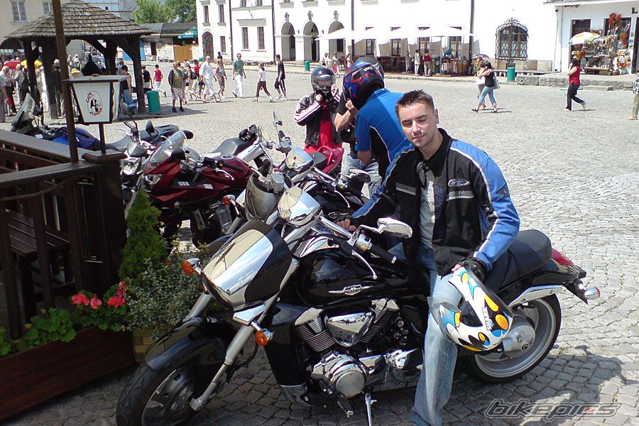 Photo 1529340