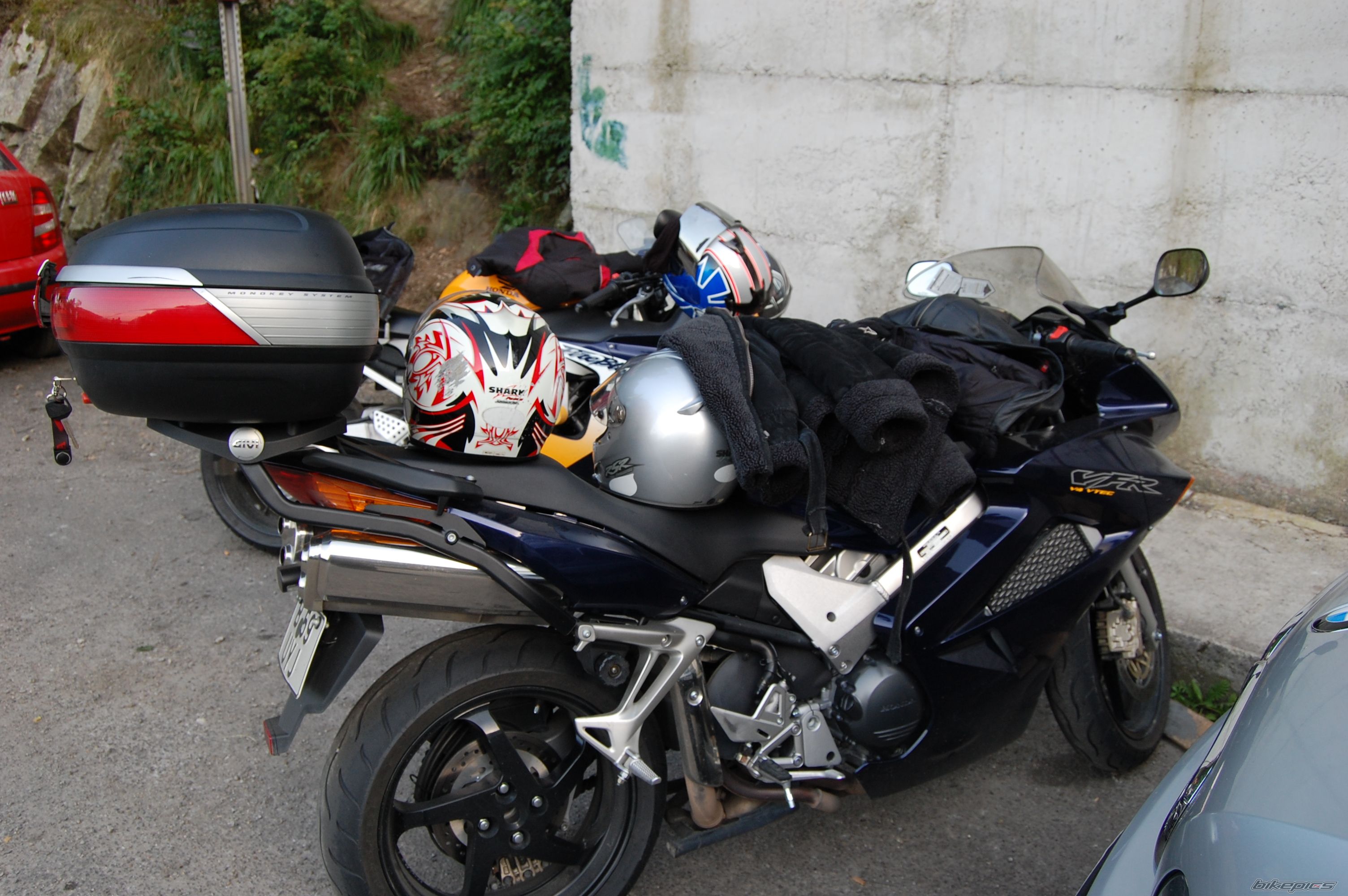 Photo 1529392