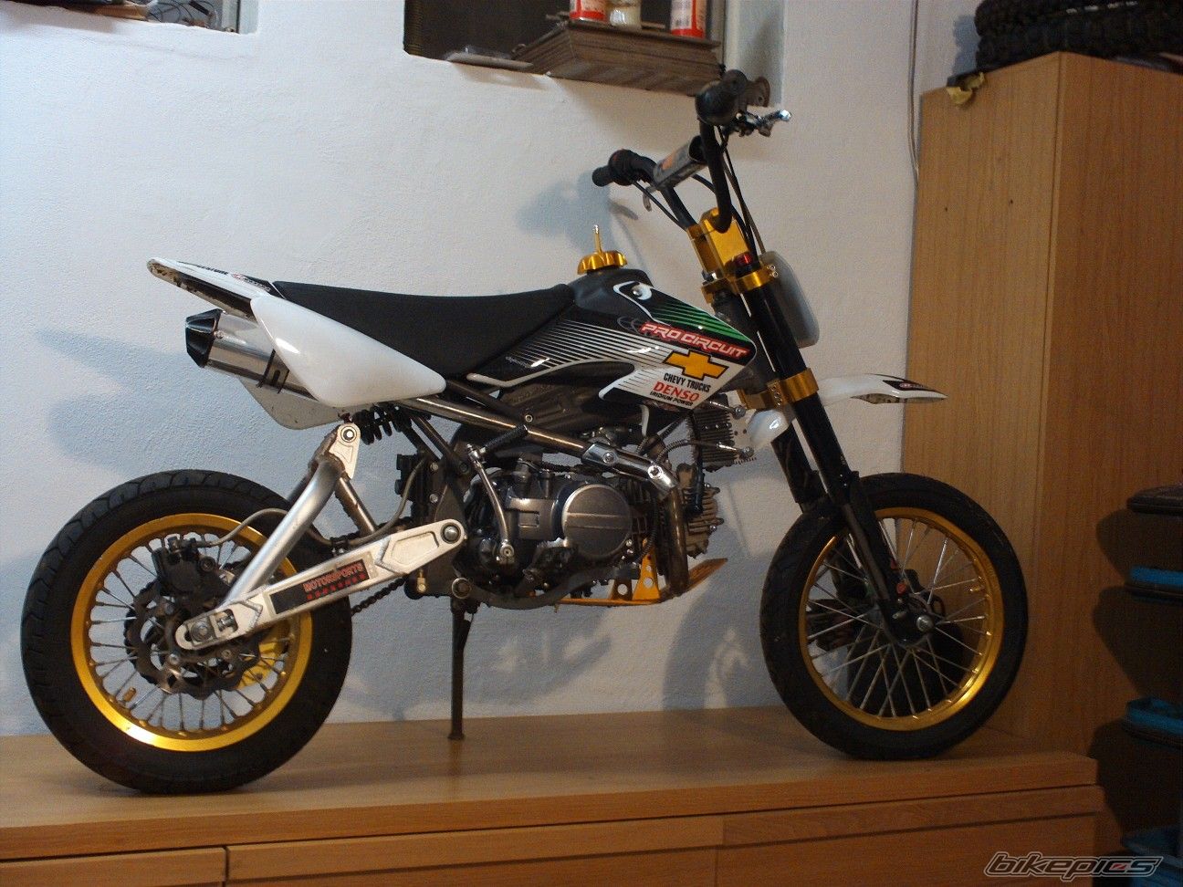 Photo 1529734