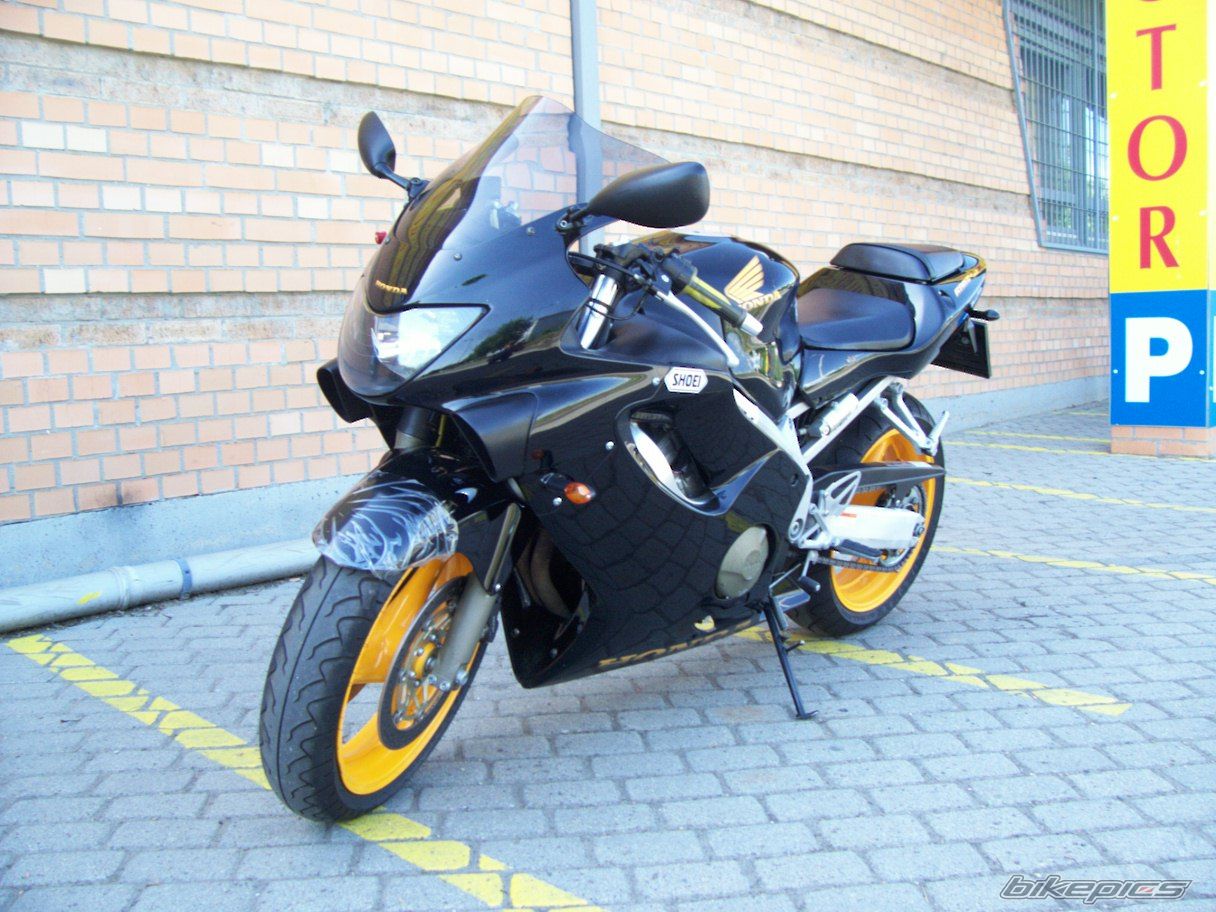 Photo 1529745