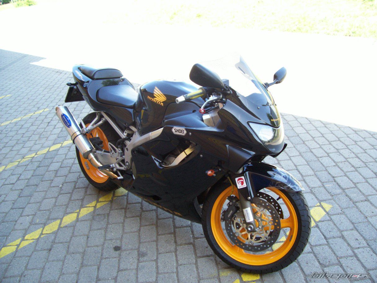 Photo 1529747