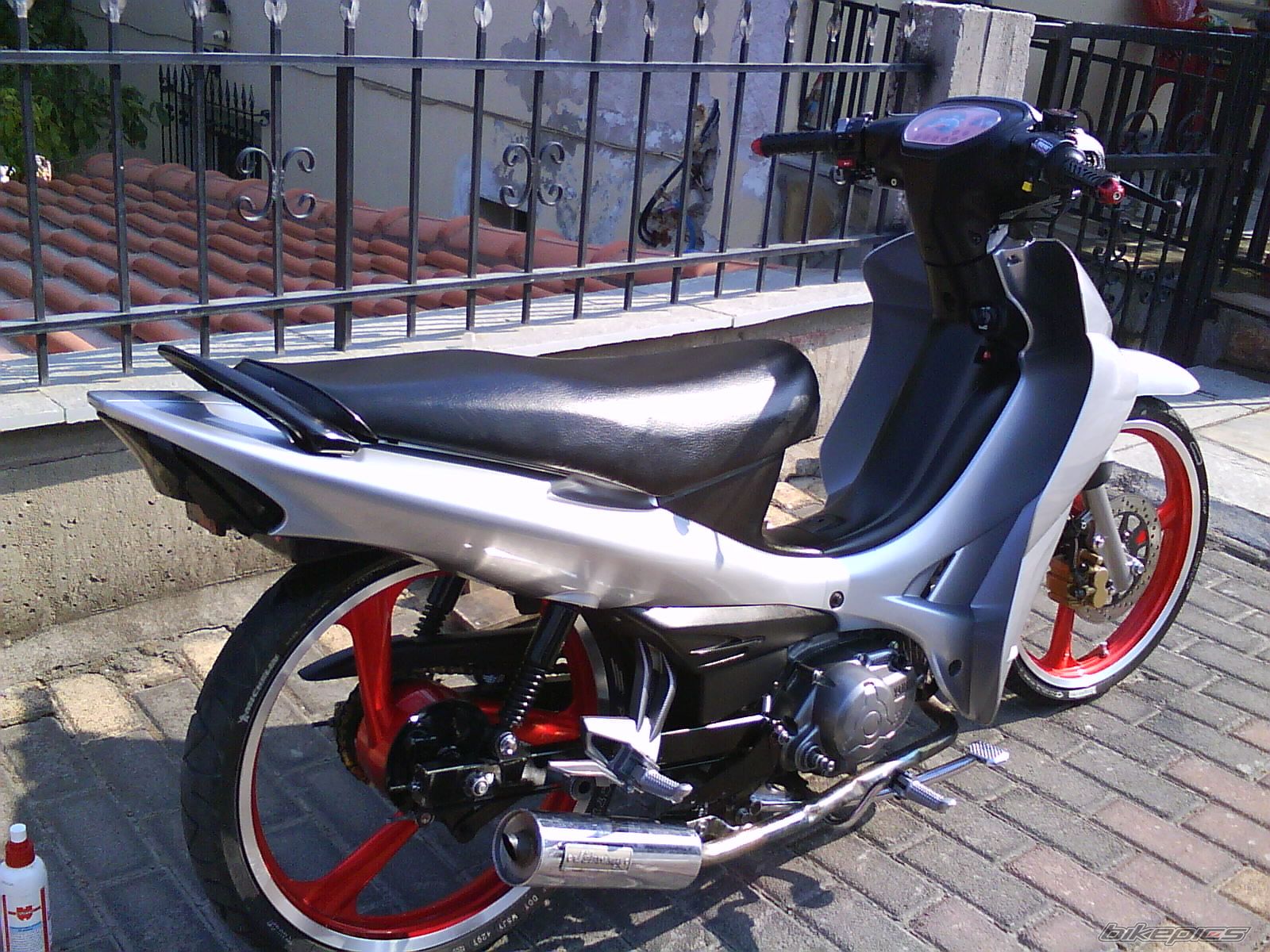 Photo 1529864