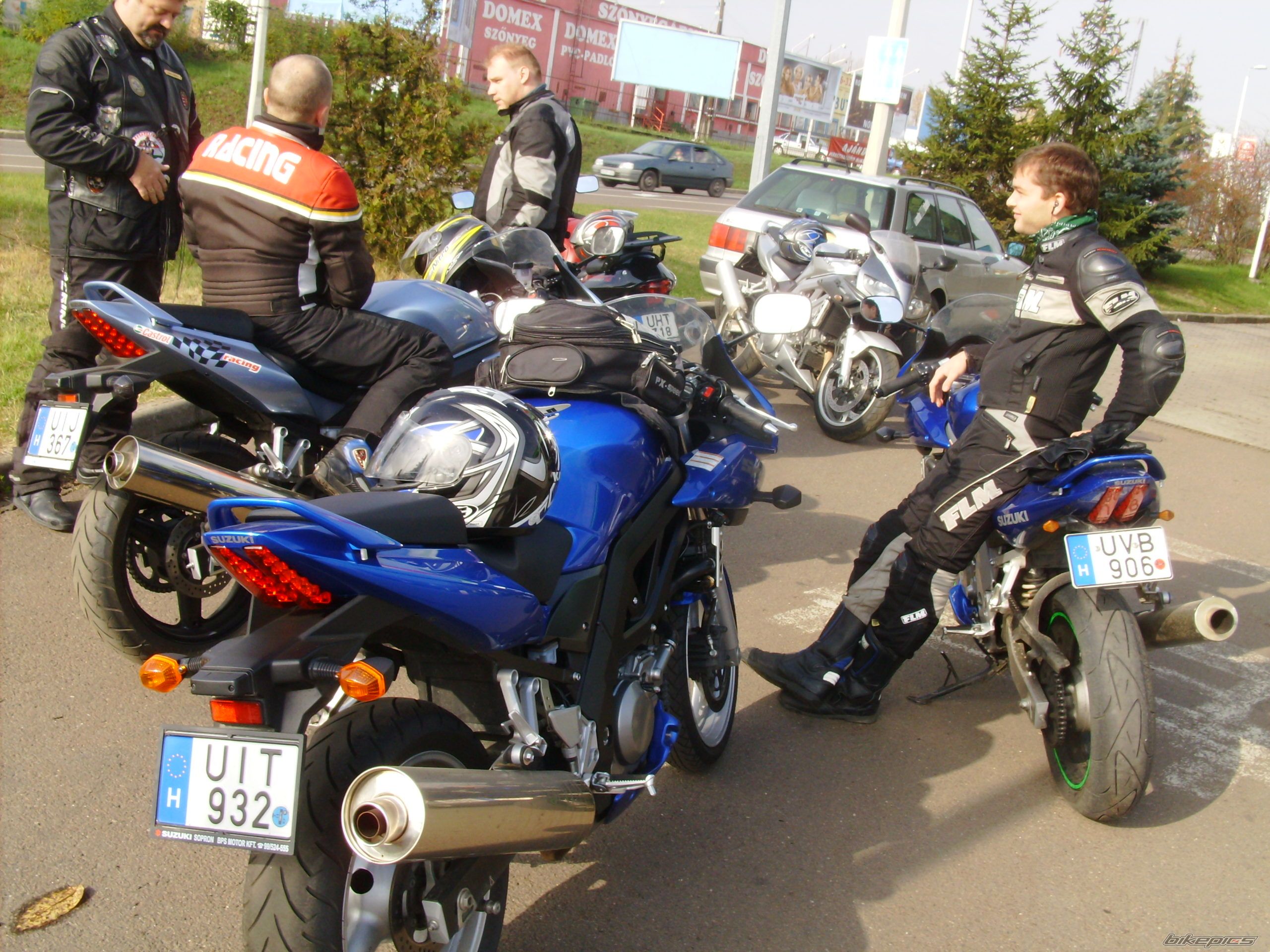 Photo 1529890