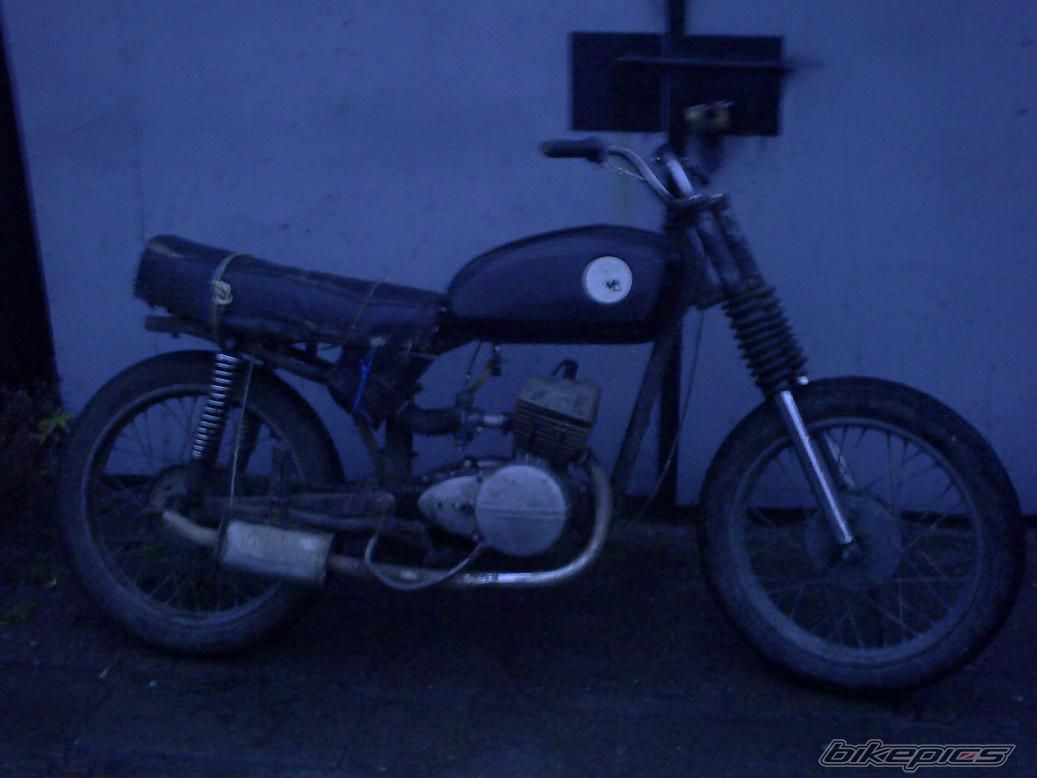 Photo 1529979