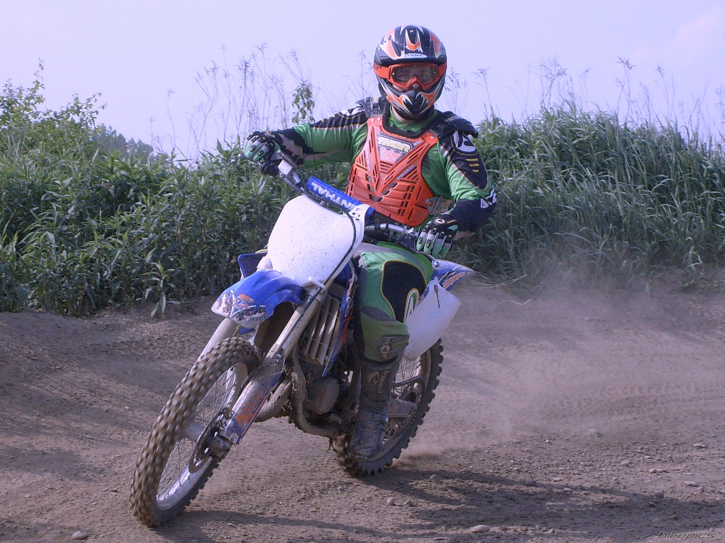 Photo 1530170