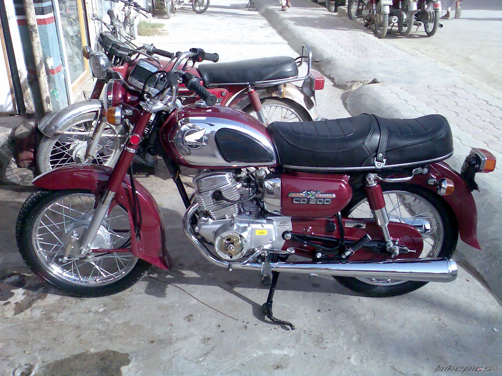 Photo 1530244