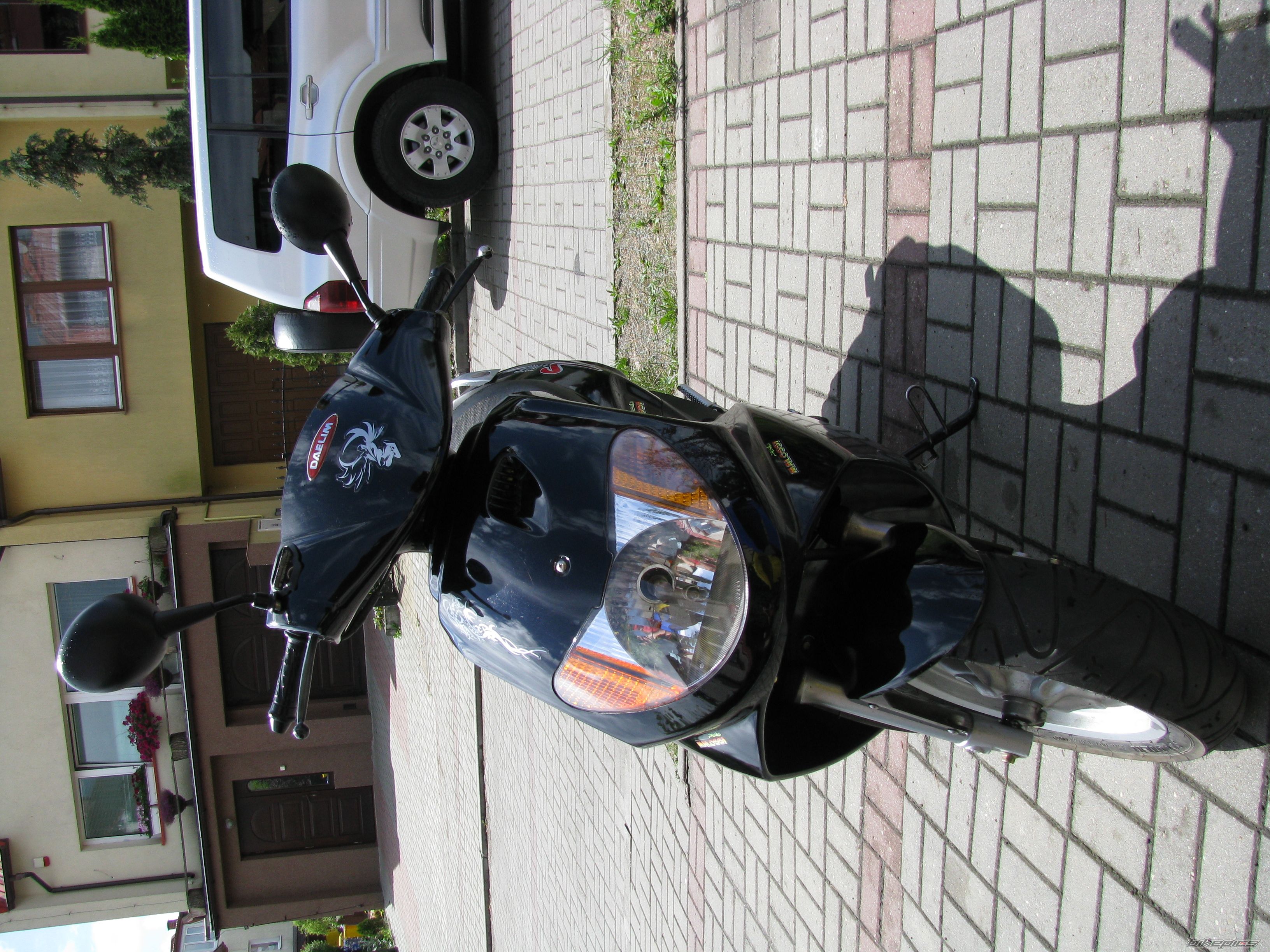 Photo 1530259