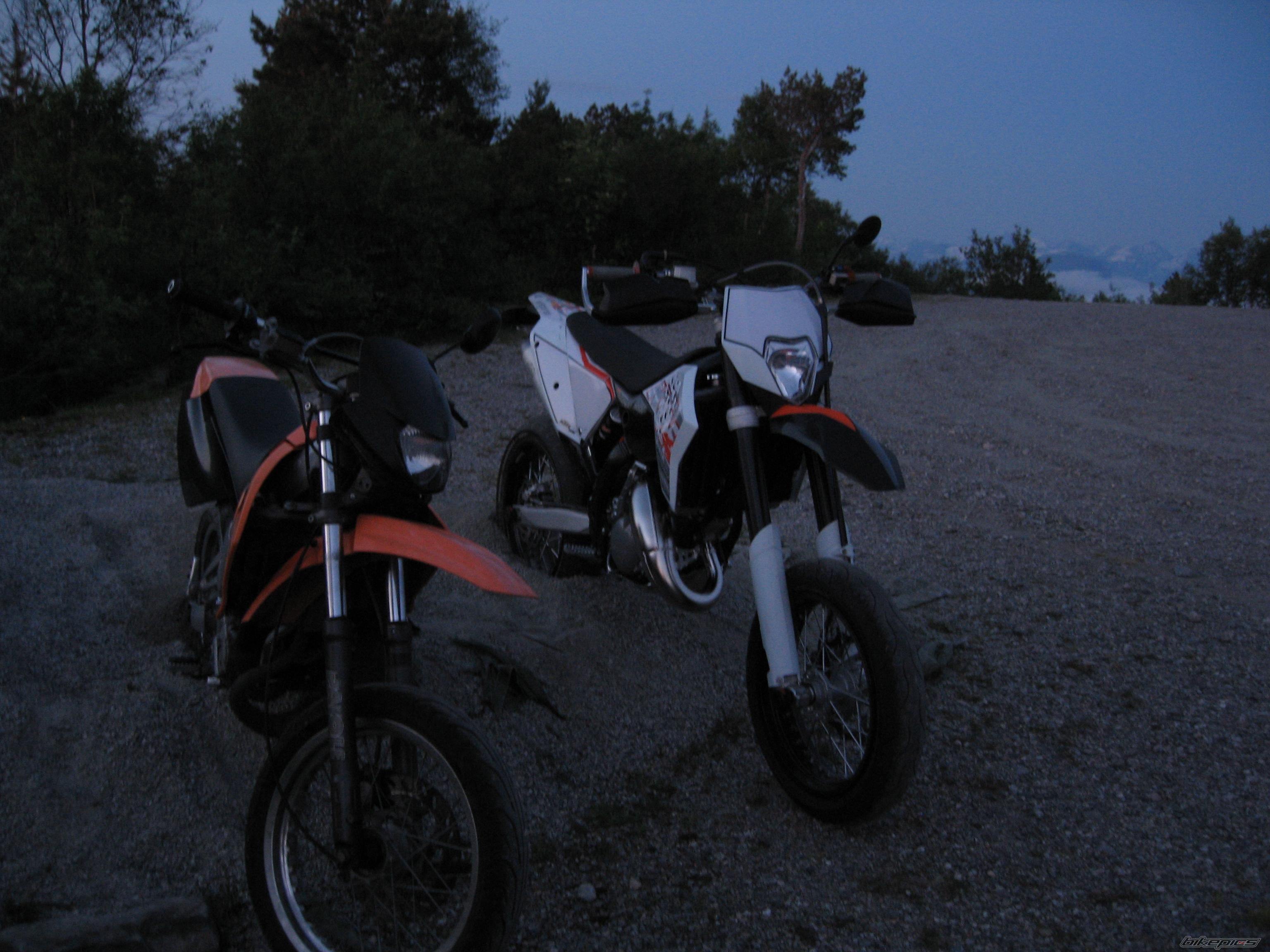 Photo 1530336