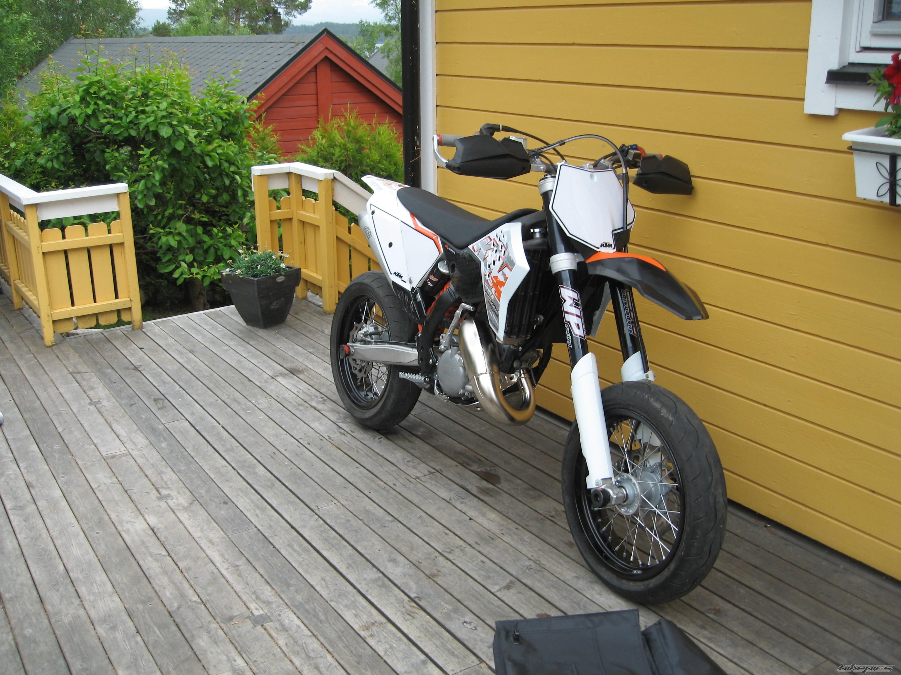 Photo 1530337