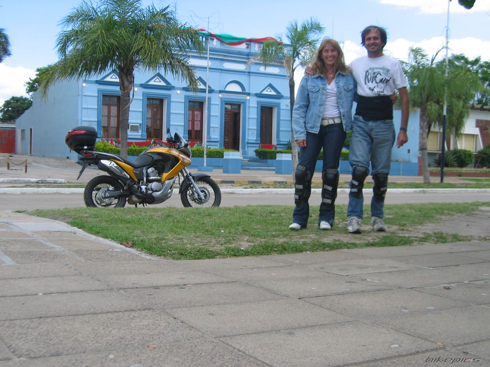 Photo 1530359