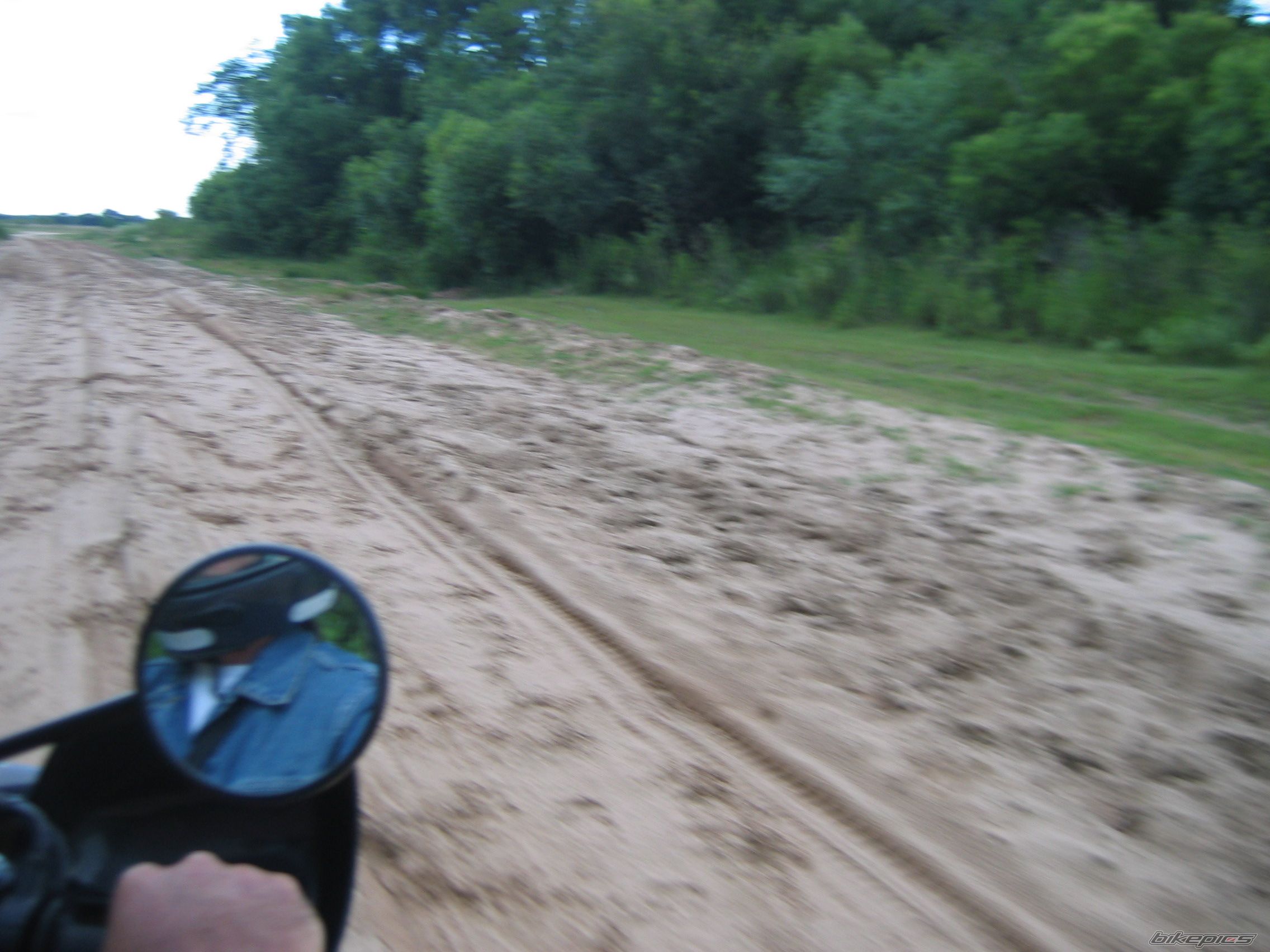 Photo 1530367