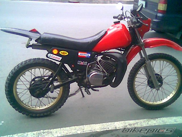 Photo 1530494