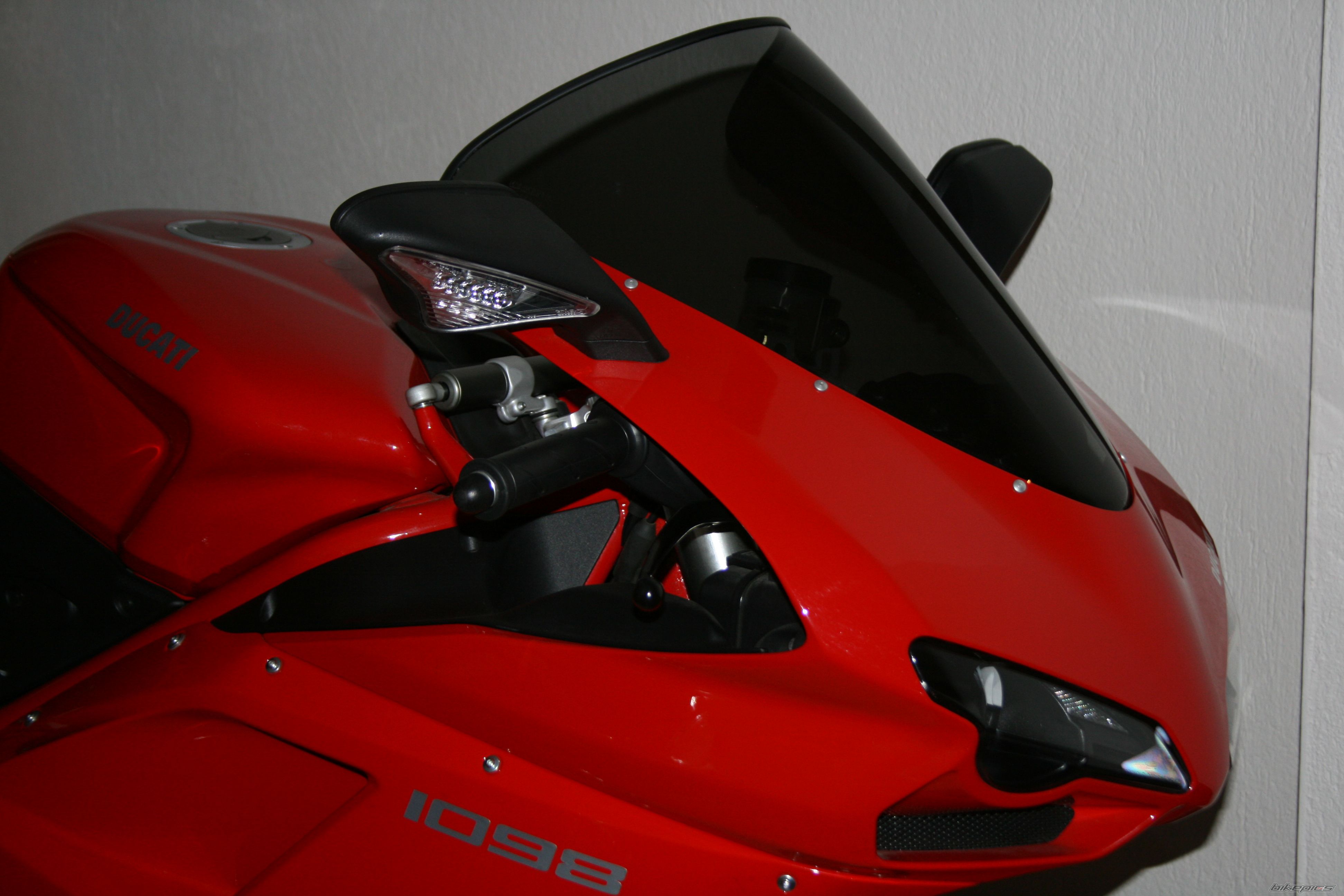 Photo 1530764
