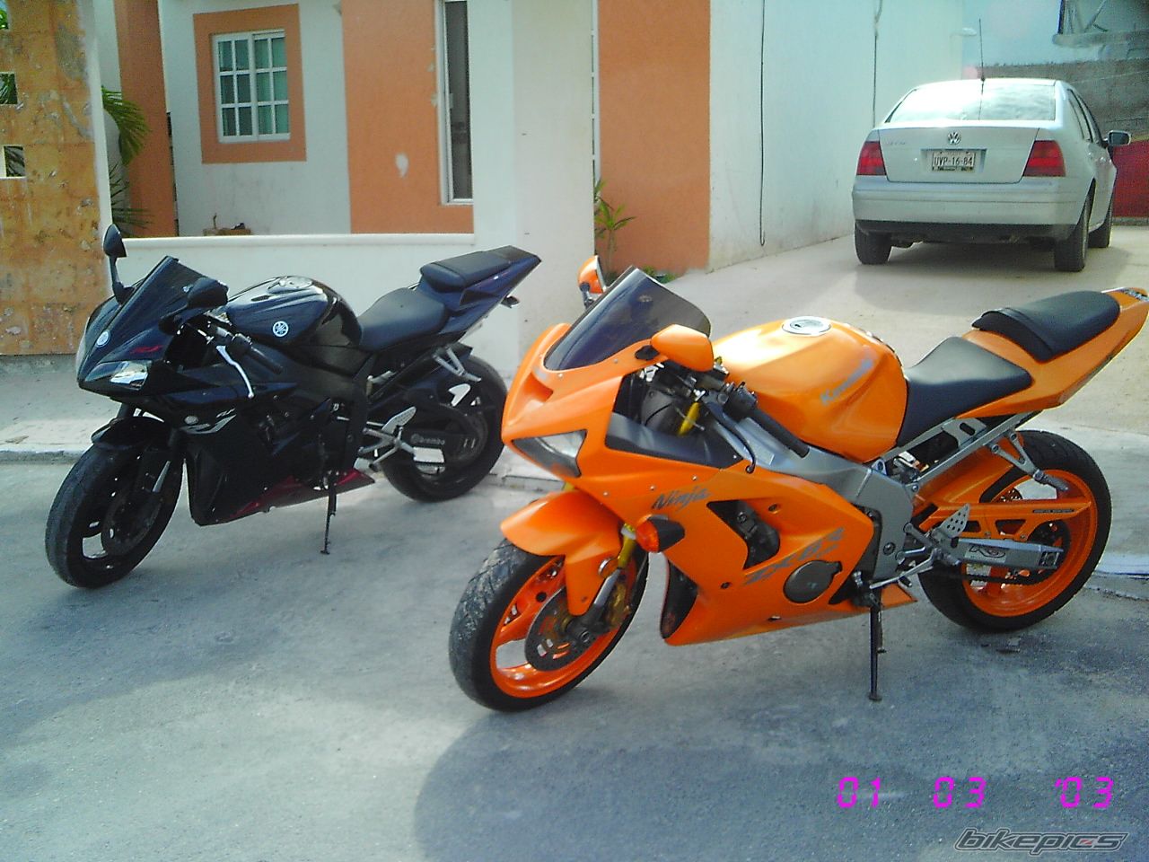 Photo 1530877