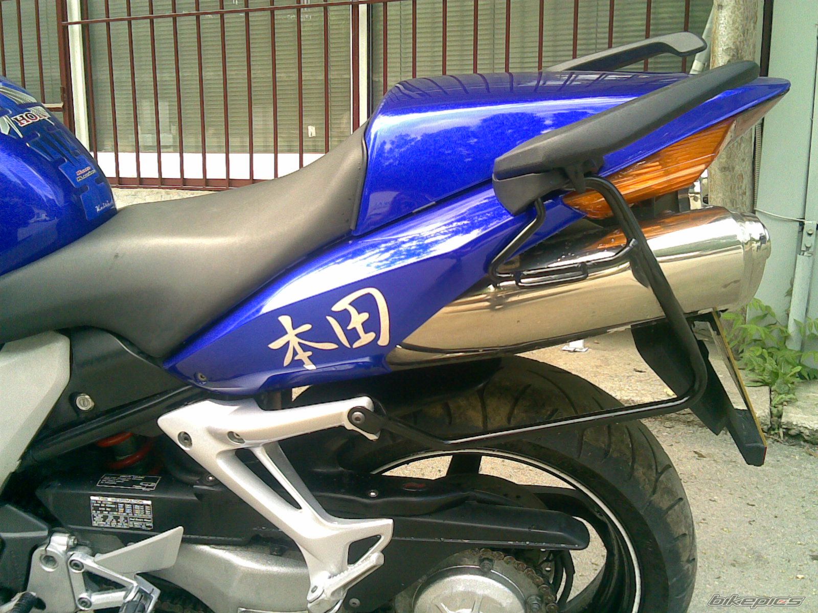 Photo 1531705