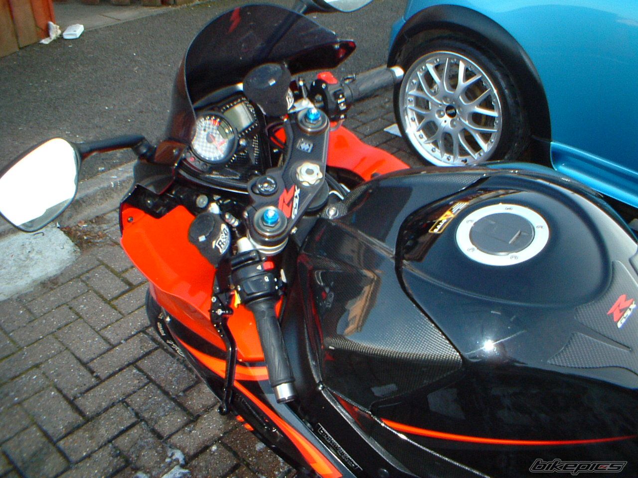 Photo 1531999