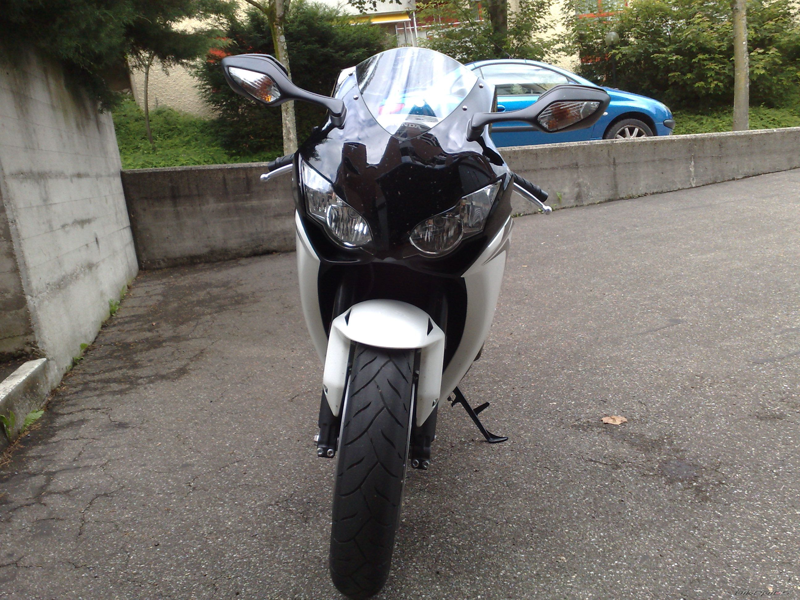 Photo 1532056