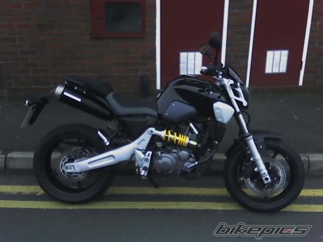 Photo 1532084