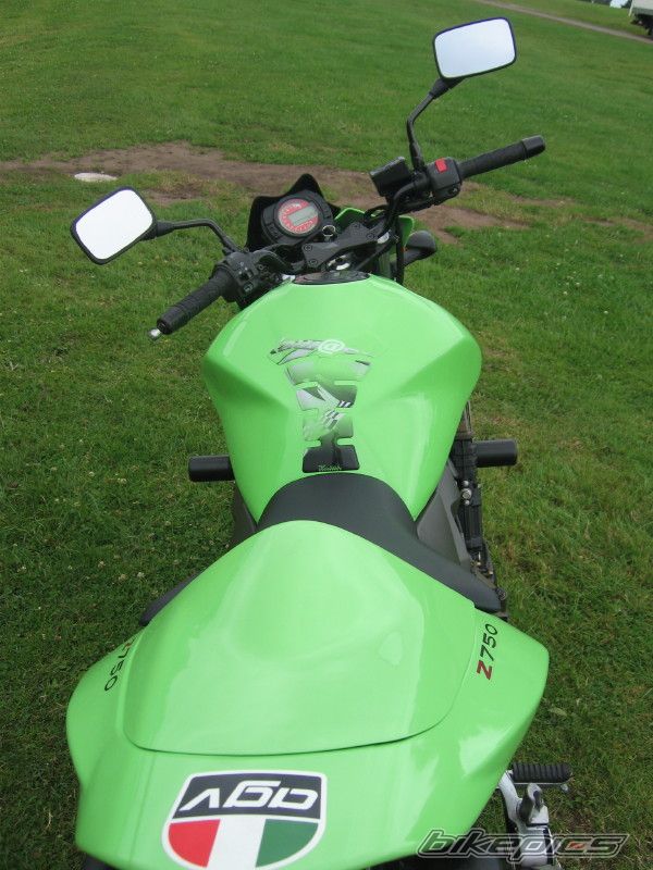 Photo 1532196