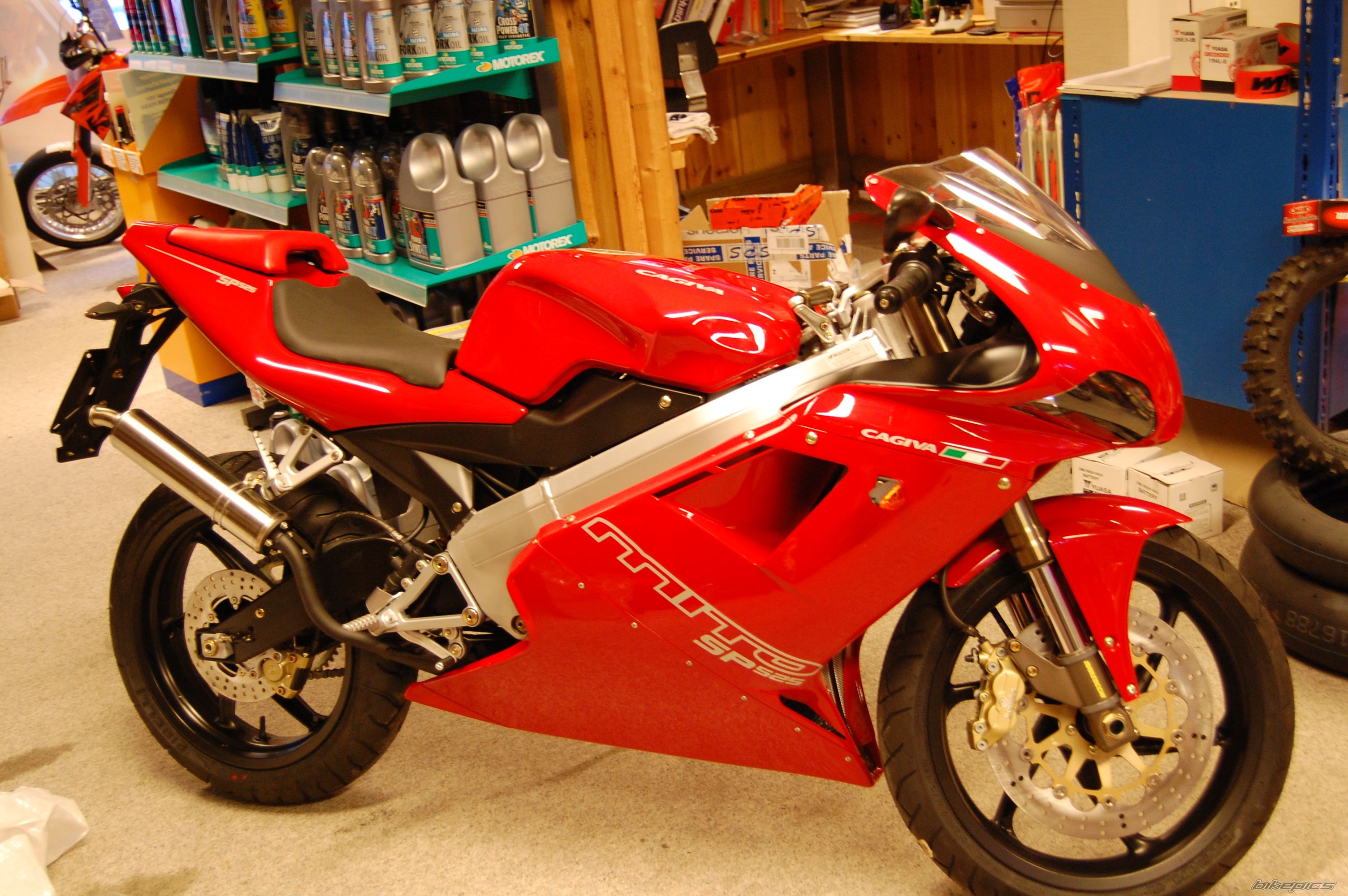 Photo 1532268