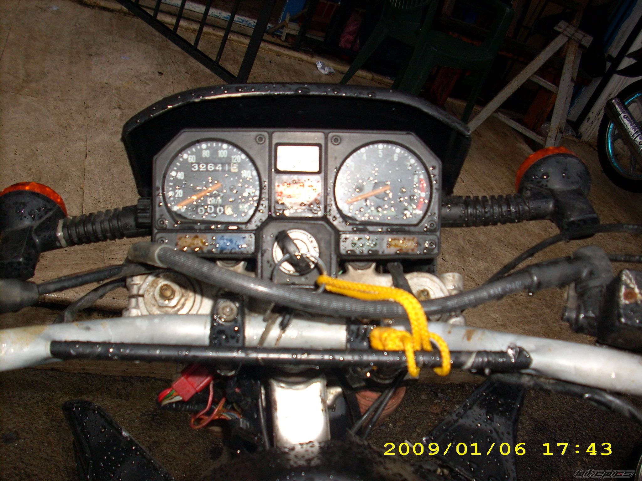 Photo 1532384