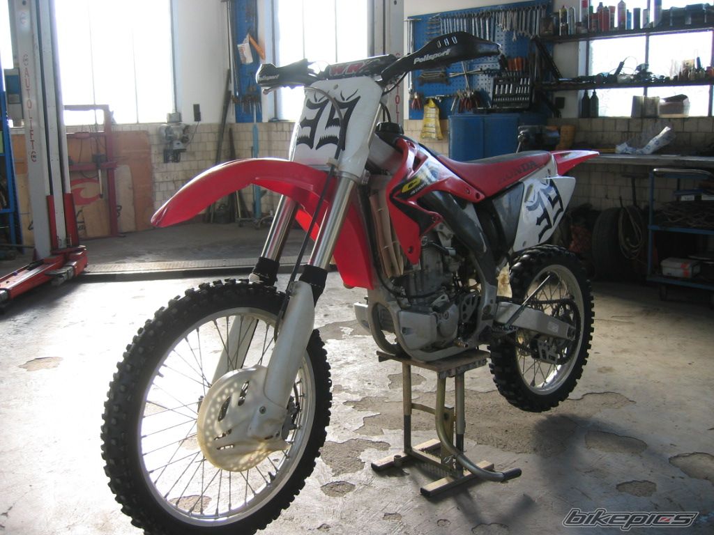 Photo 1532605