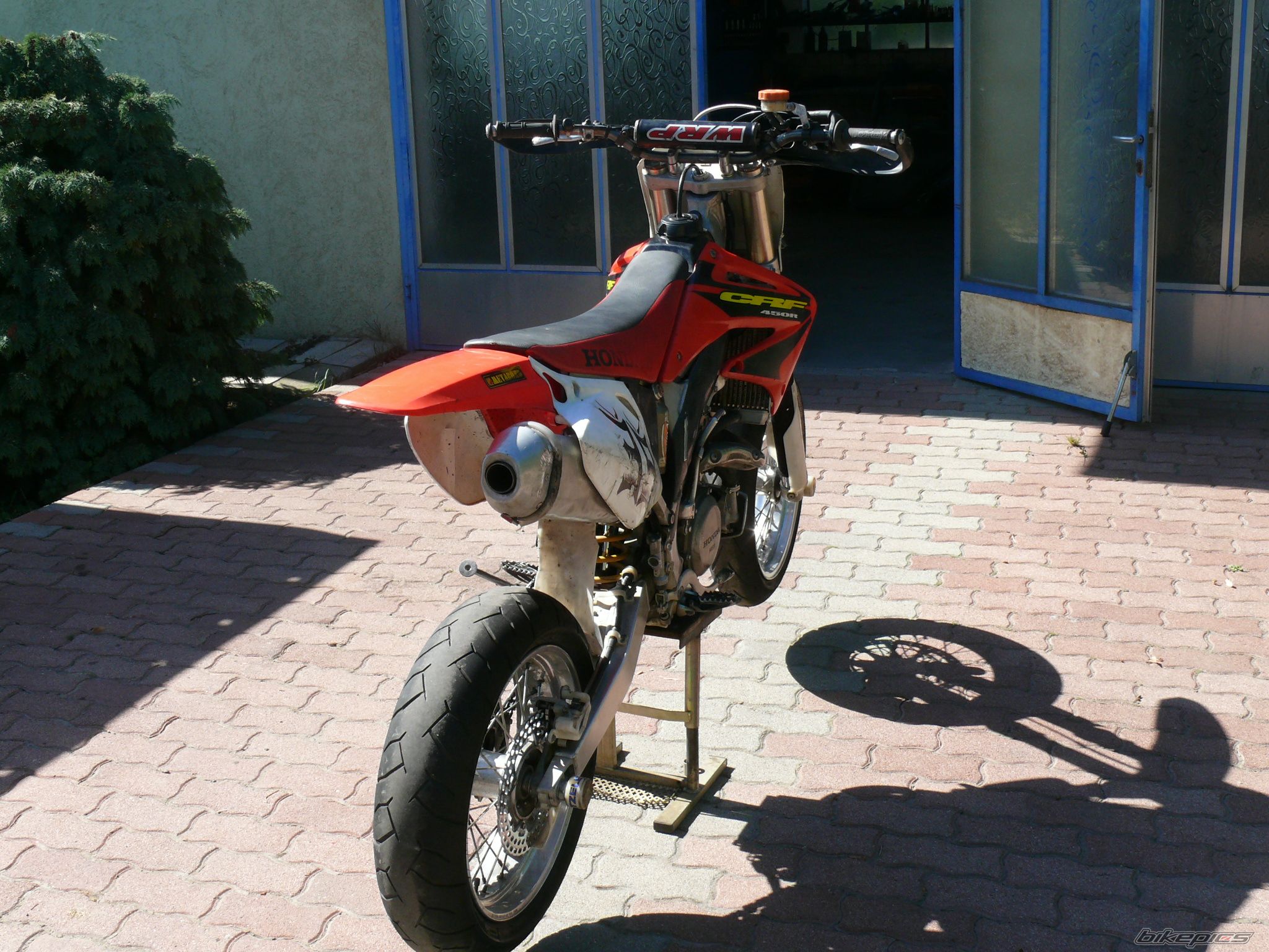 Photo 1532624