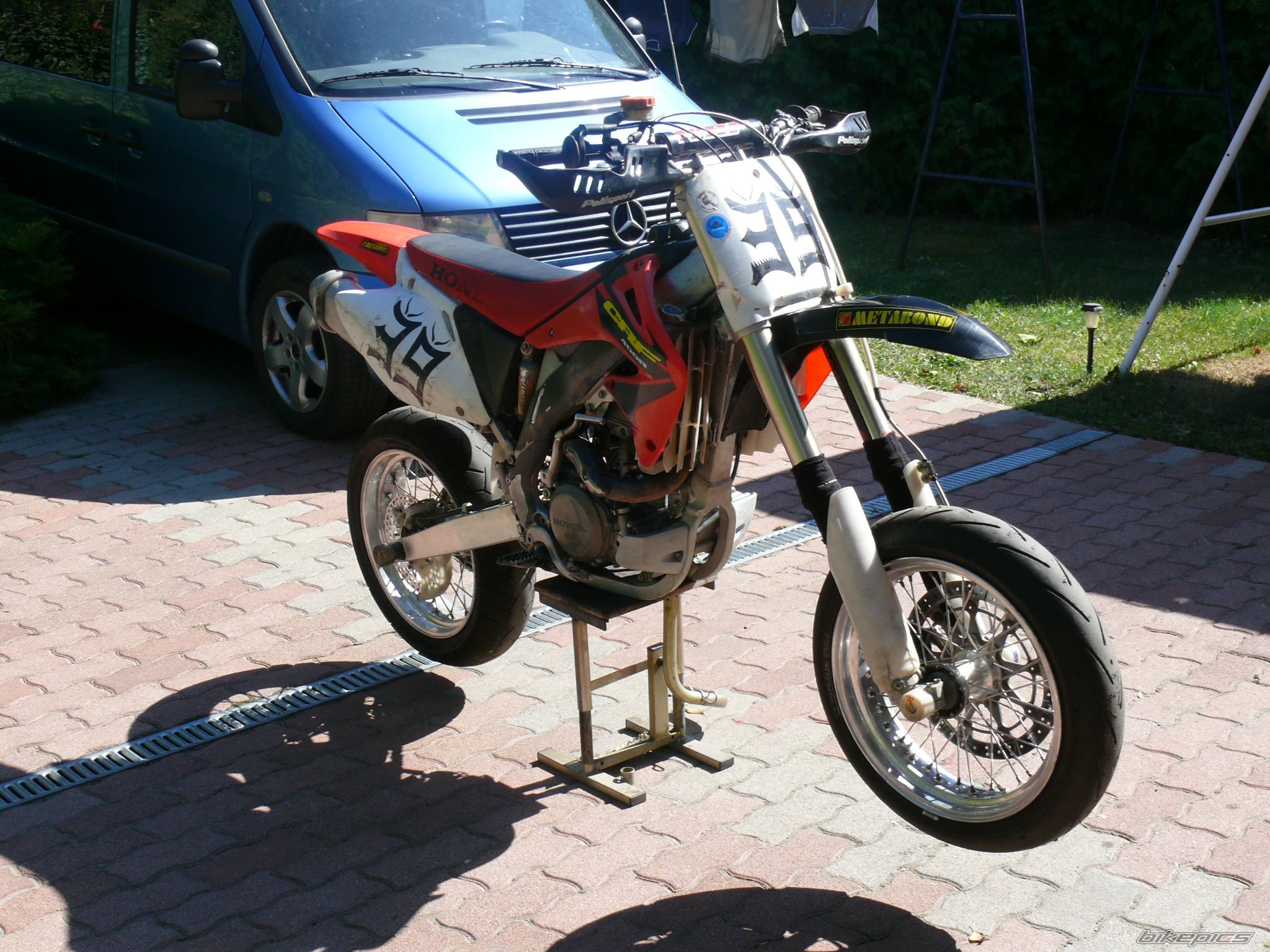 Photo 1532628