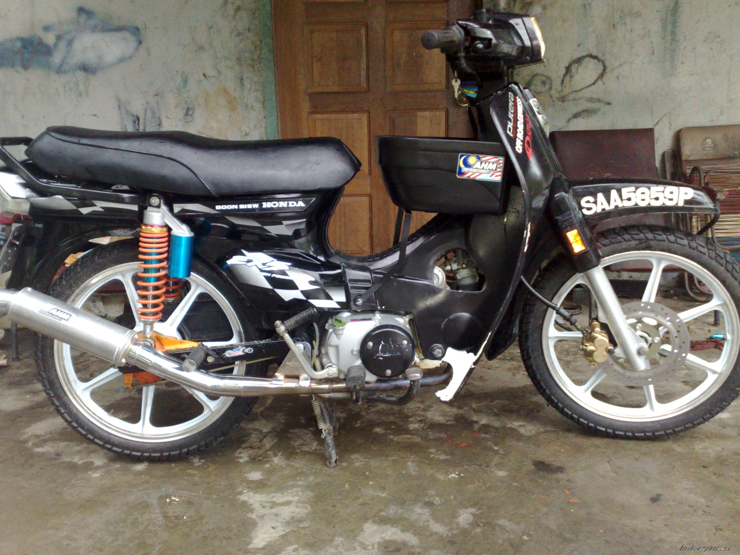 Photo 1532833