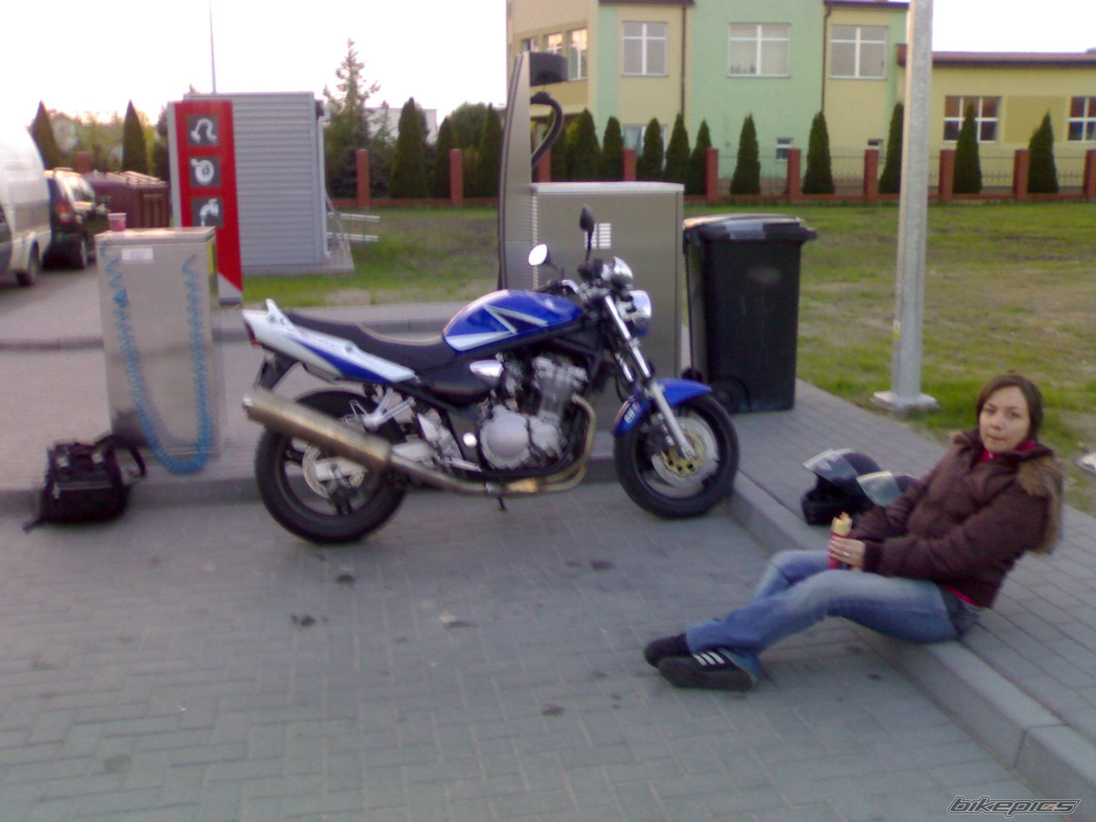 Photo 1532885