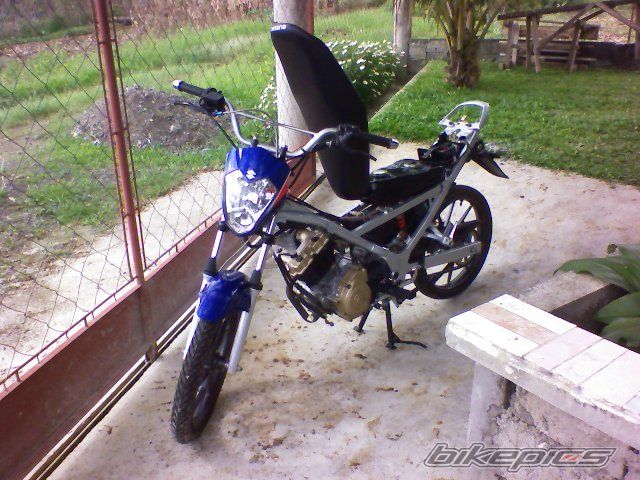 Photo 1532943