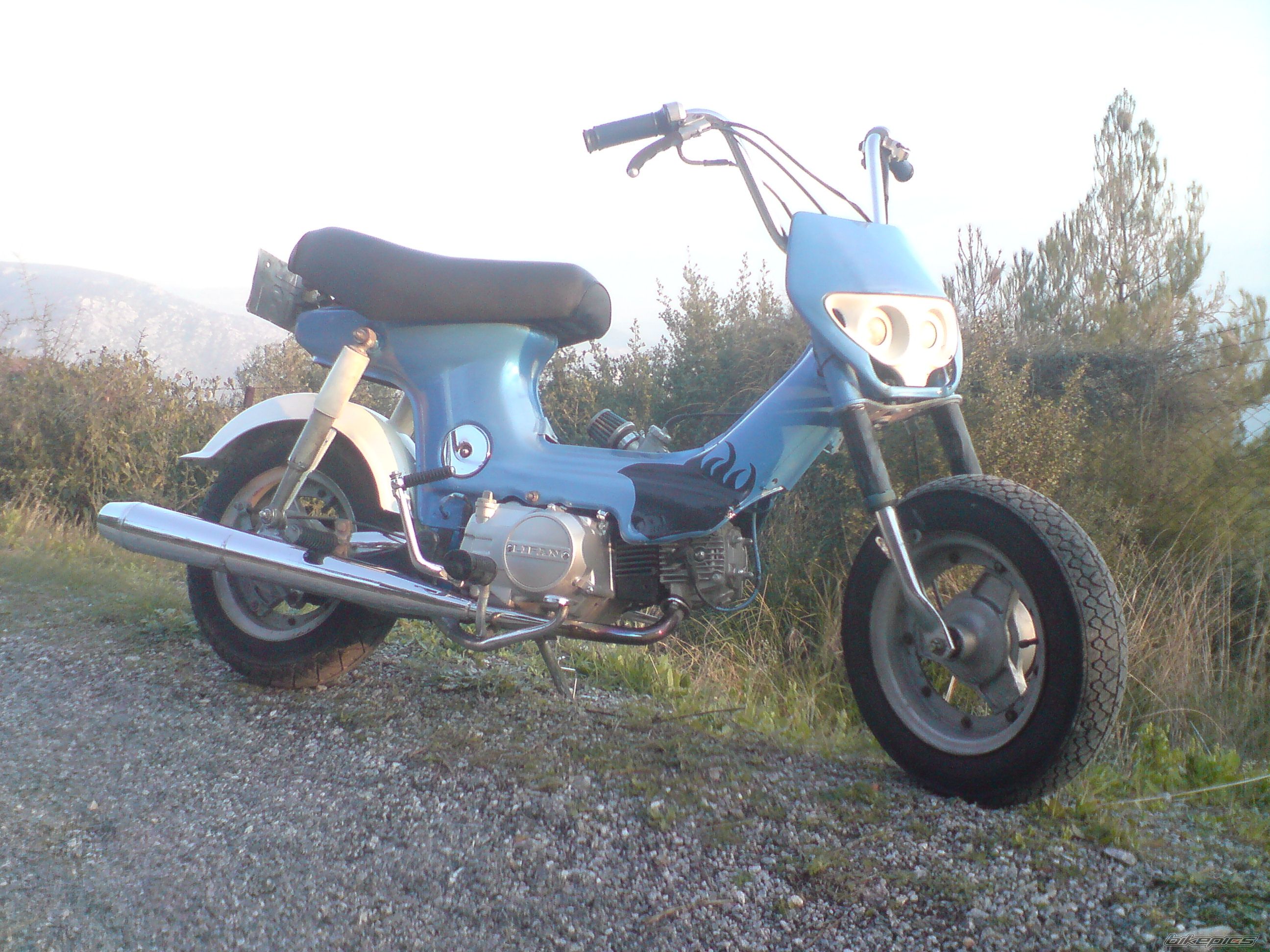Photo 1532994