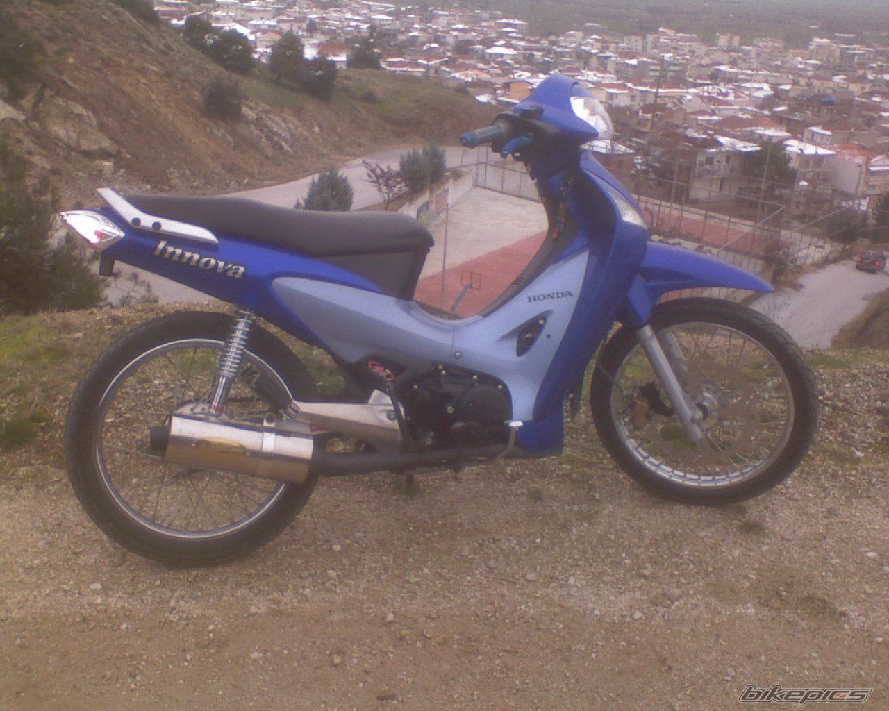 Photo 1533075