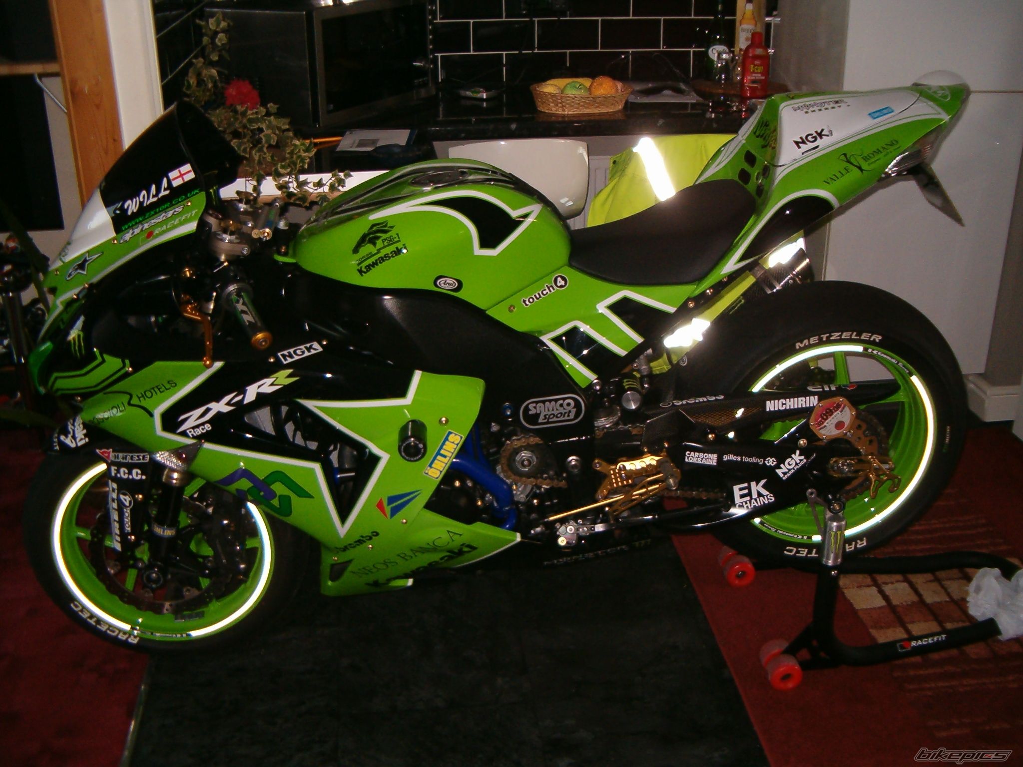 Photo 1533244