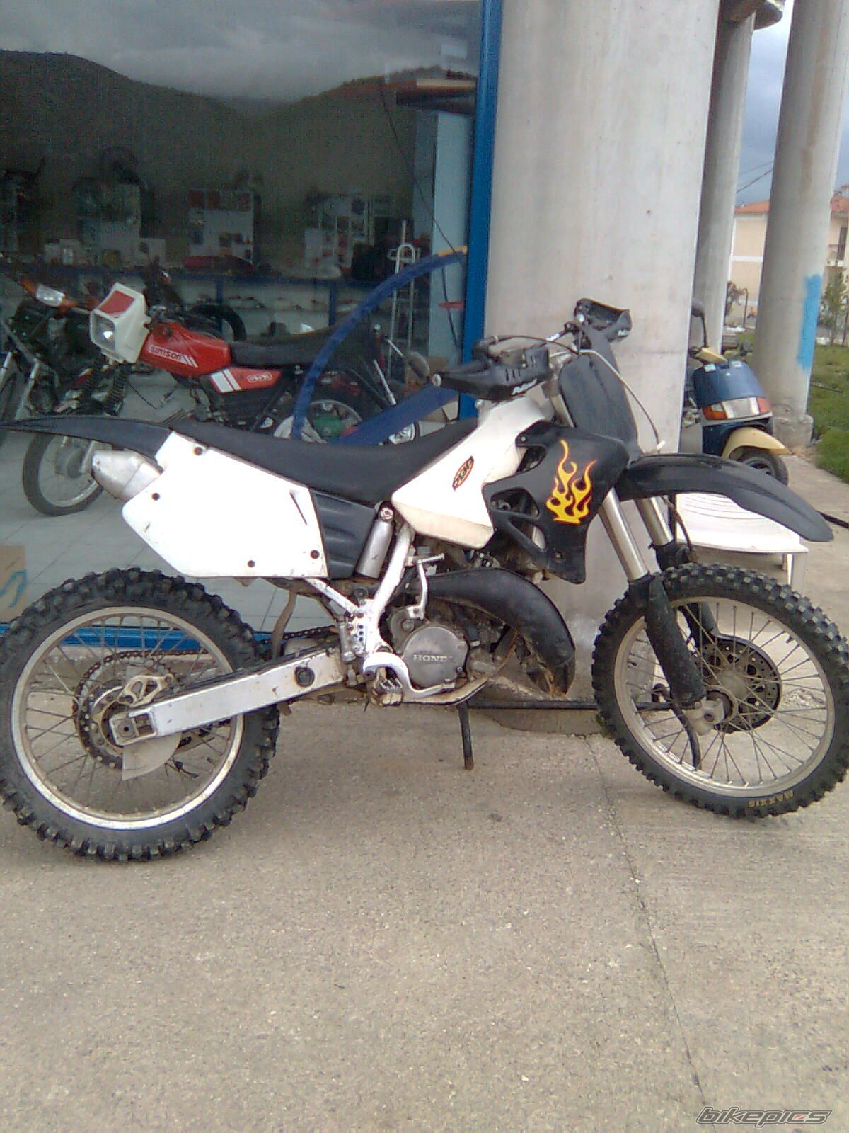 Photo 1533309