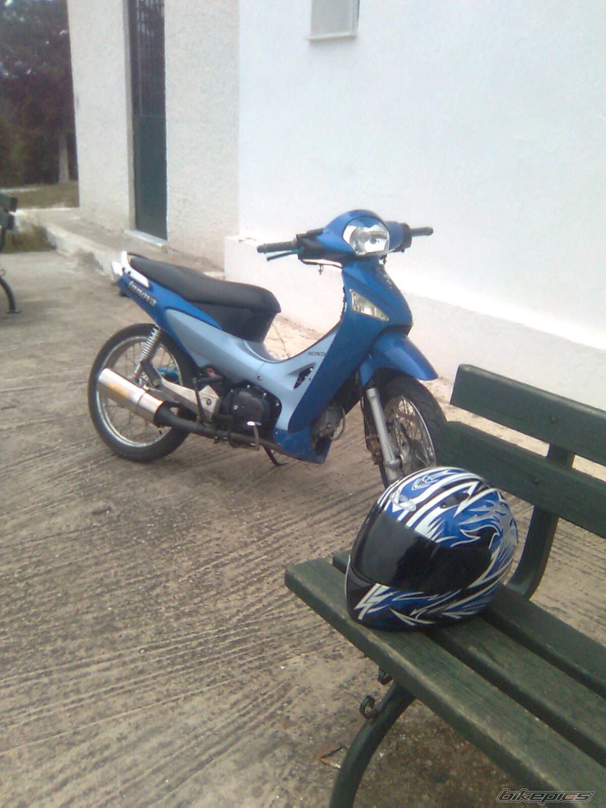 Photo 1533345