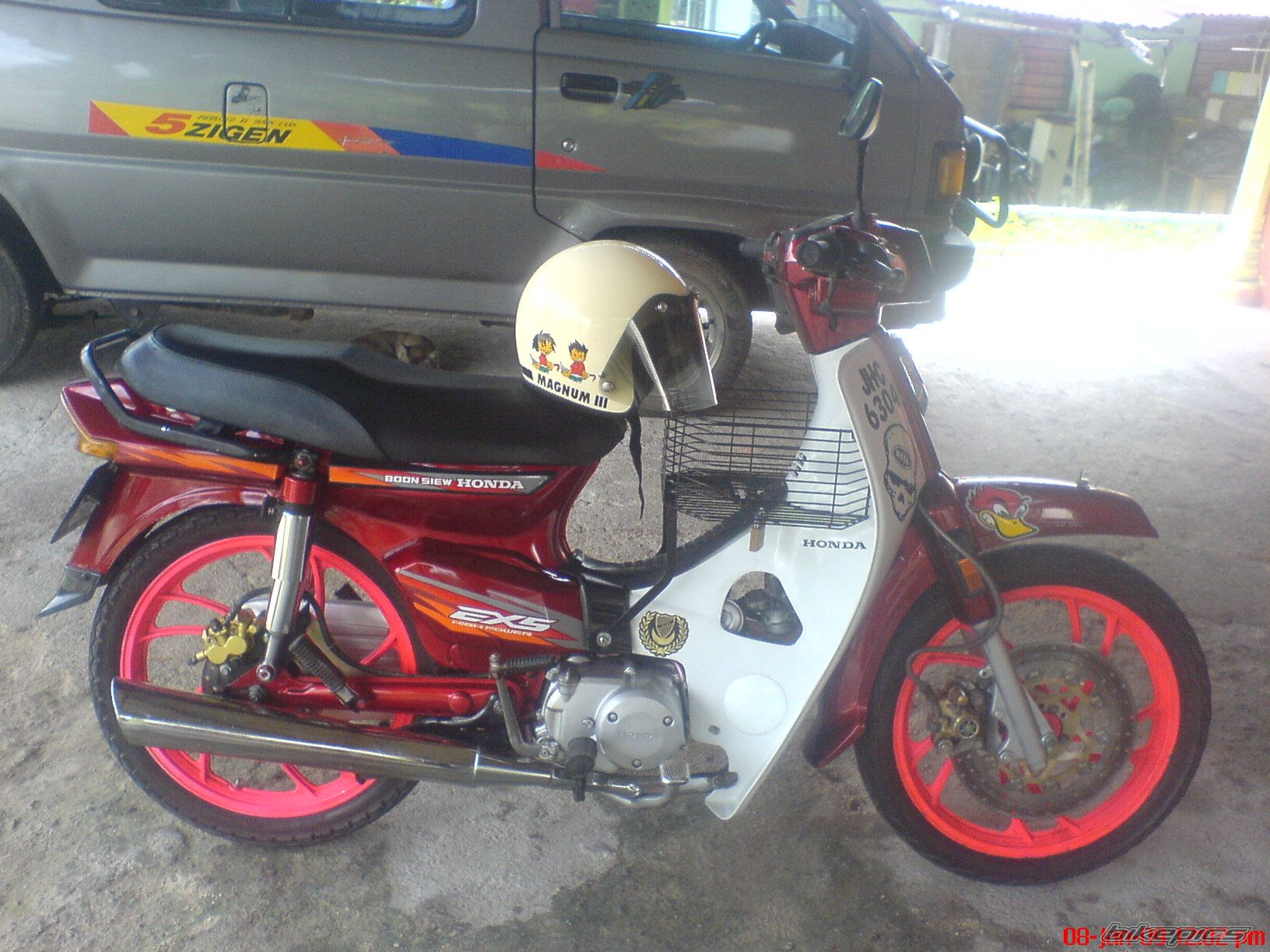 Photo 1533460
