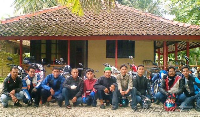 Photo 1533496